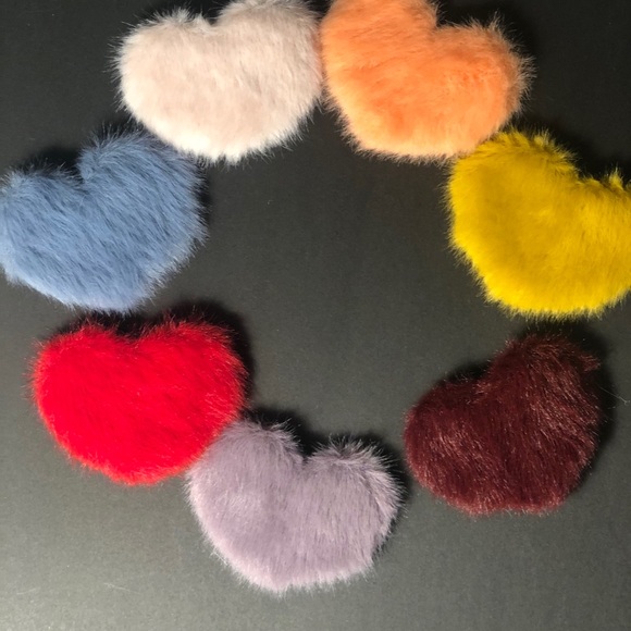 Yellow Heart Faux Fur Hair Clip - Picture 3 of 4